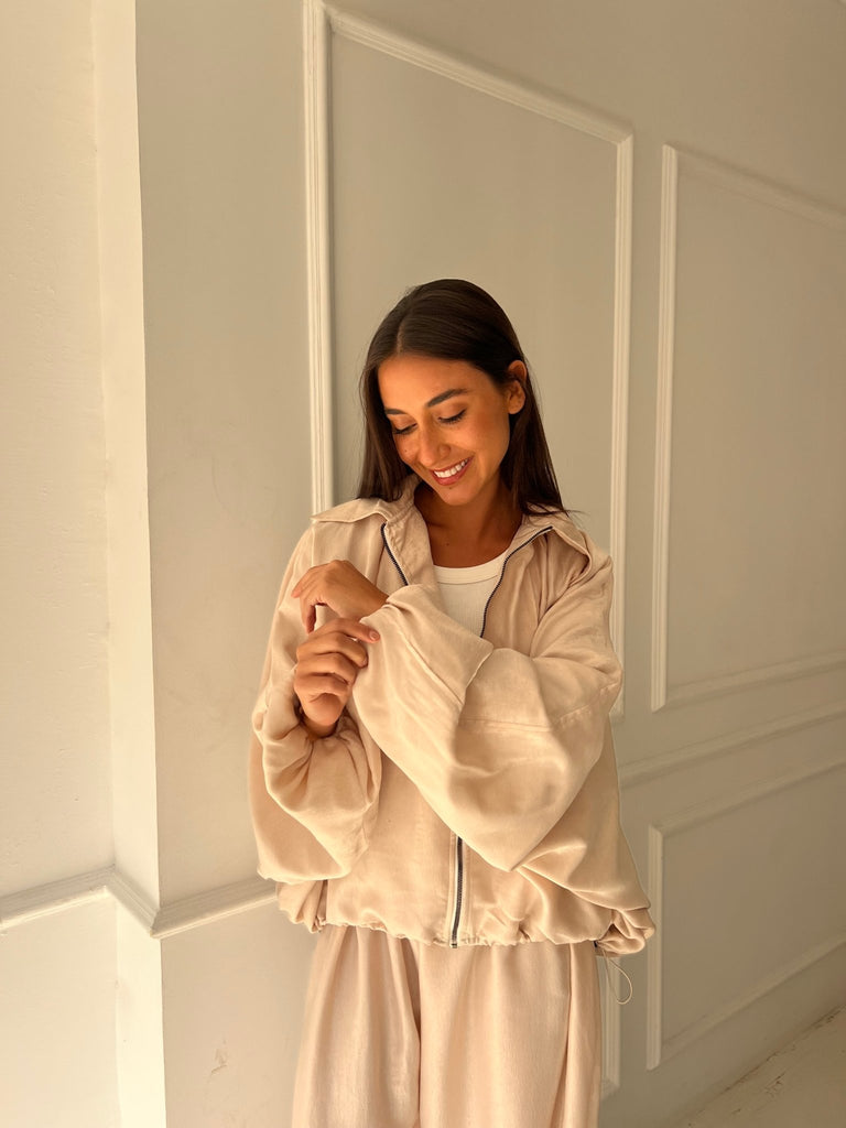 Beige Satin Balloon Jacket - Mii