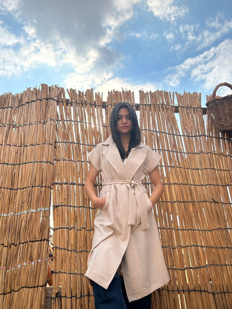 Beige Sleeveless Trench - Mii