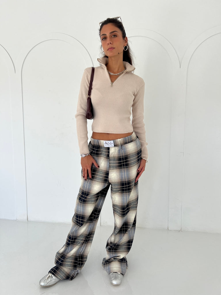 Beige Zip Up Basic Top - Mii