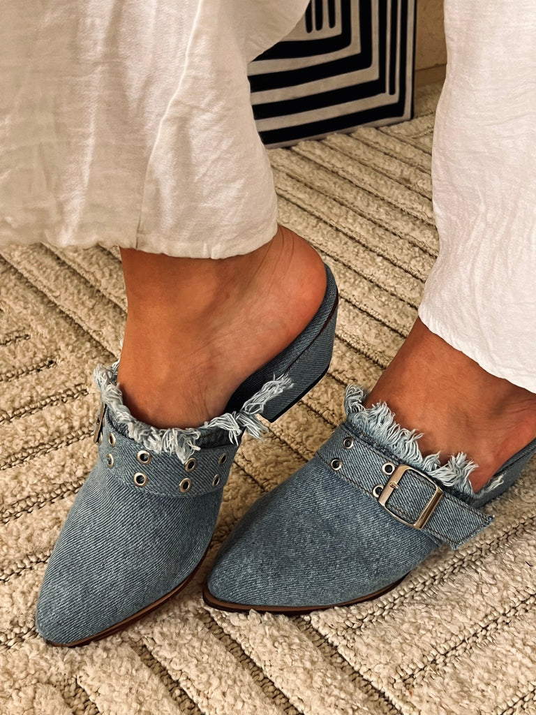 Belted Denim Short Heels Mule - Mii