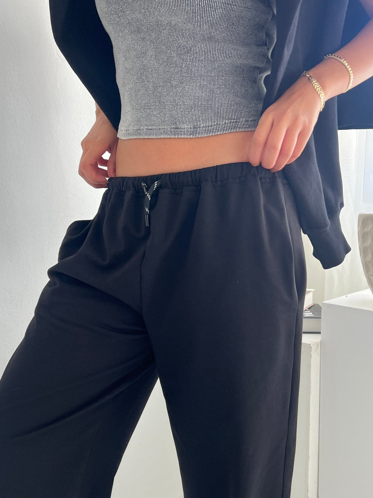 Black Basic Sweatpants - Mii