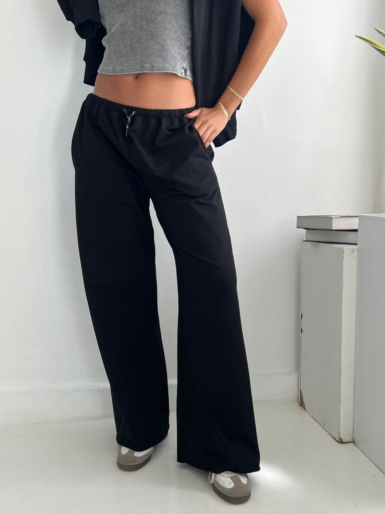 Black Basic Sweatpants - Mii