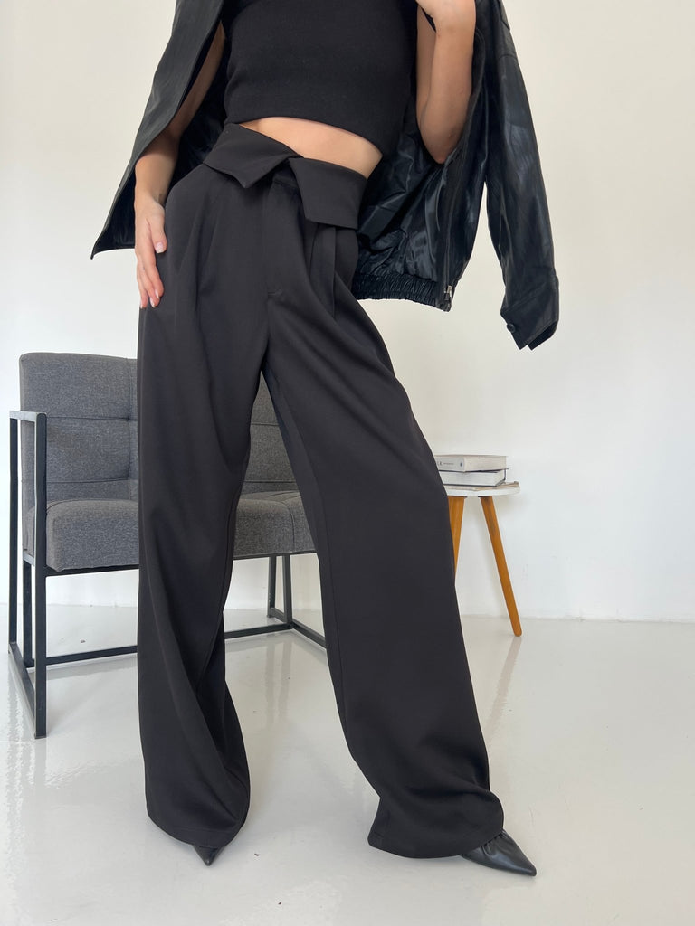 Black Reverse Waist Pants - Mii