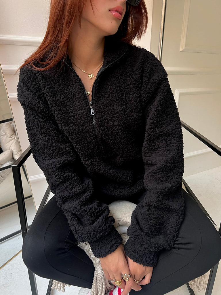 Black Teddy Sweatshirt - Mii