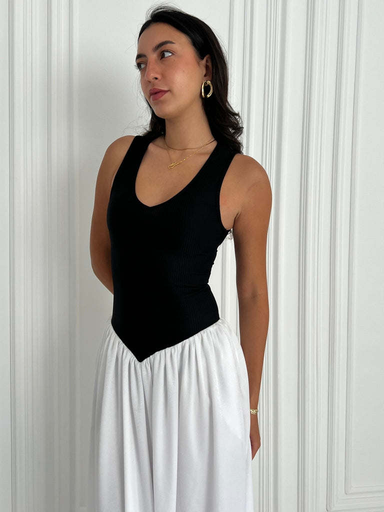 BlackxWhite V Curve Dress - Mii