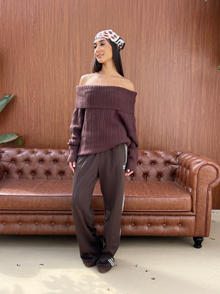 Brown Ribbed Off Shoulder Knit Pullover - Mii