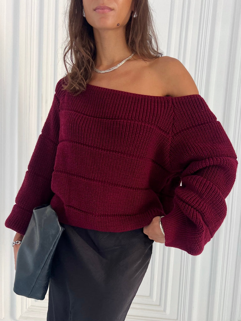 Burgundy Pumped Pullover - Mii