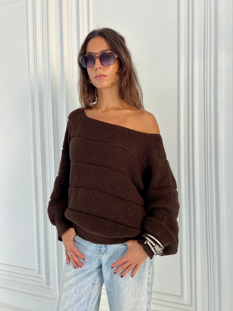 Chocolate Brown Pumped Pullover - Mii