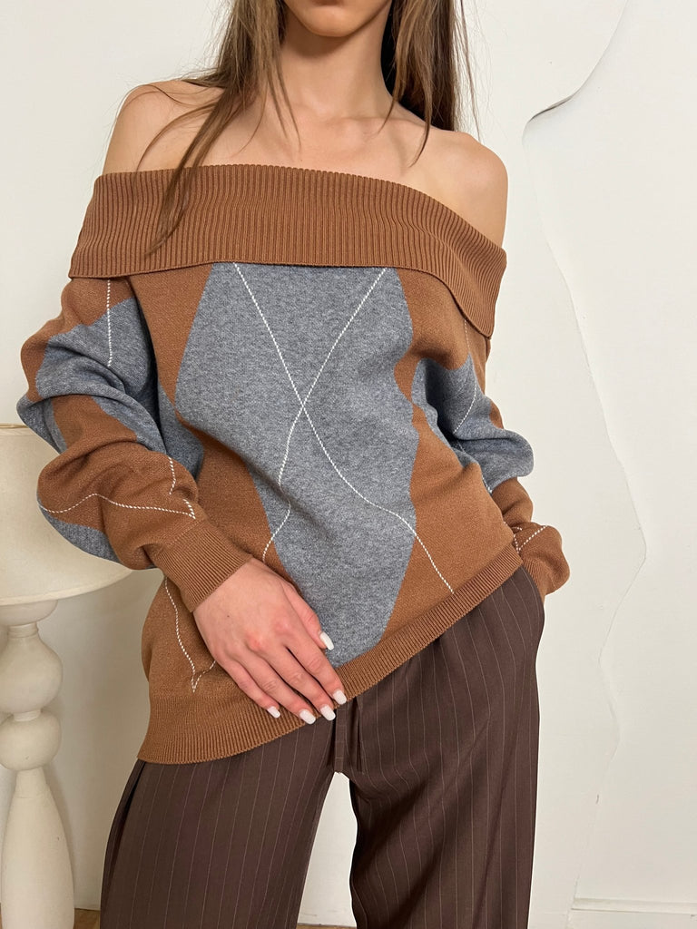 Grey X Cafe Argyle Off Shoulder Knit Pullover - Mii