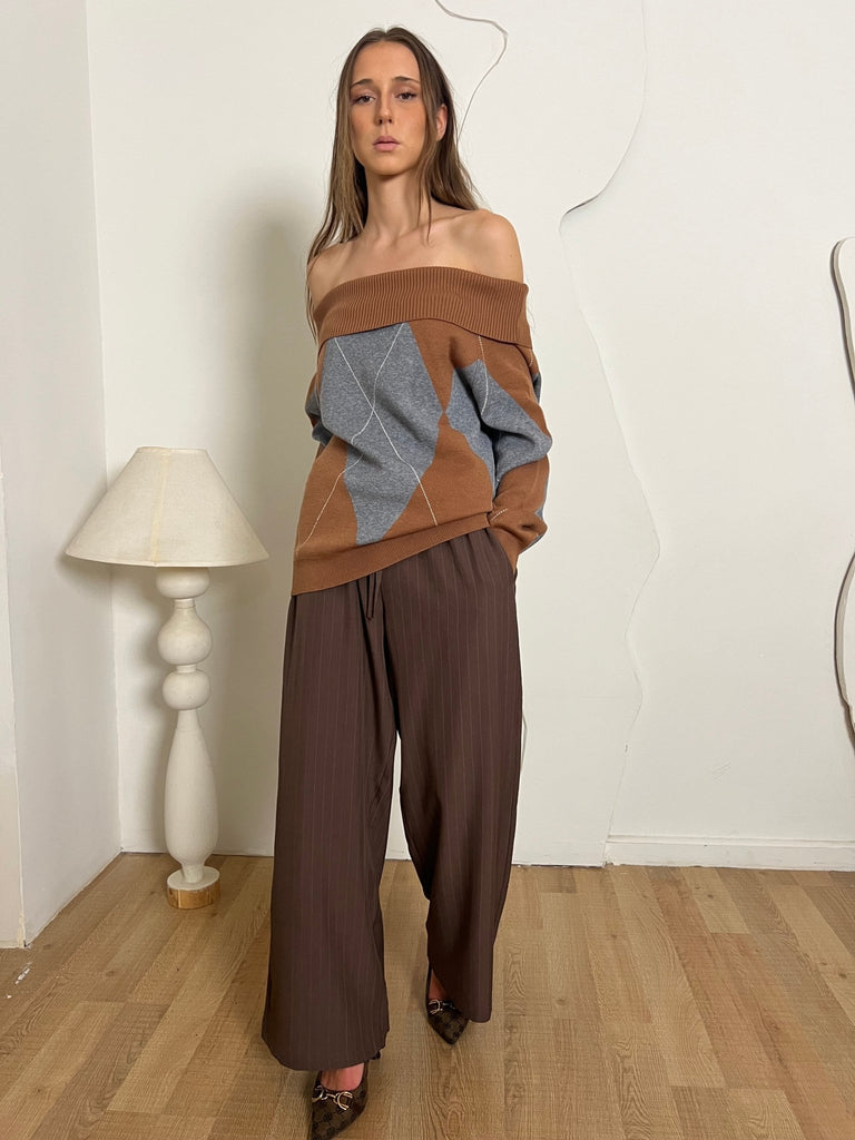 Grey X Cafe Argyle Off Shoulder Knit Pullover - Mii