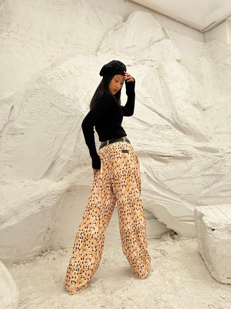 Leopard Tailored Coduroy Pants - Mii