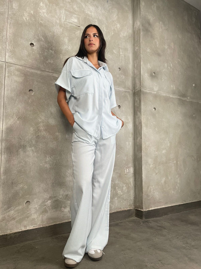 Light Blue Front Pockets Striped Shirt - Mii