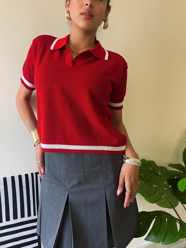 Red Half Sleeve Off White lined Knit T-Shirt - Mii