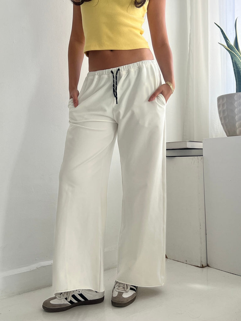 White Basic Sweatpants - Mii