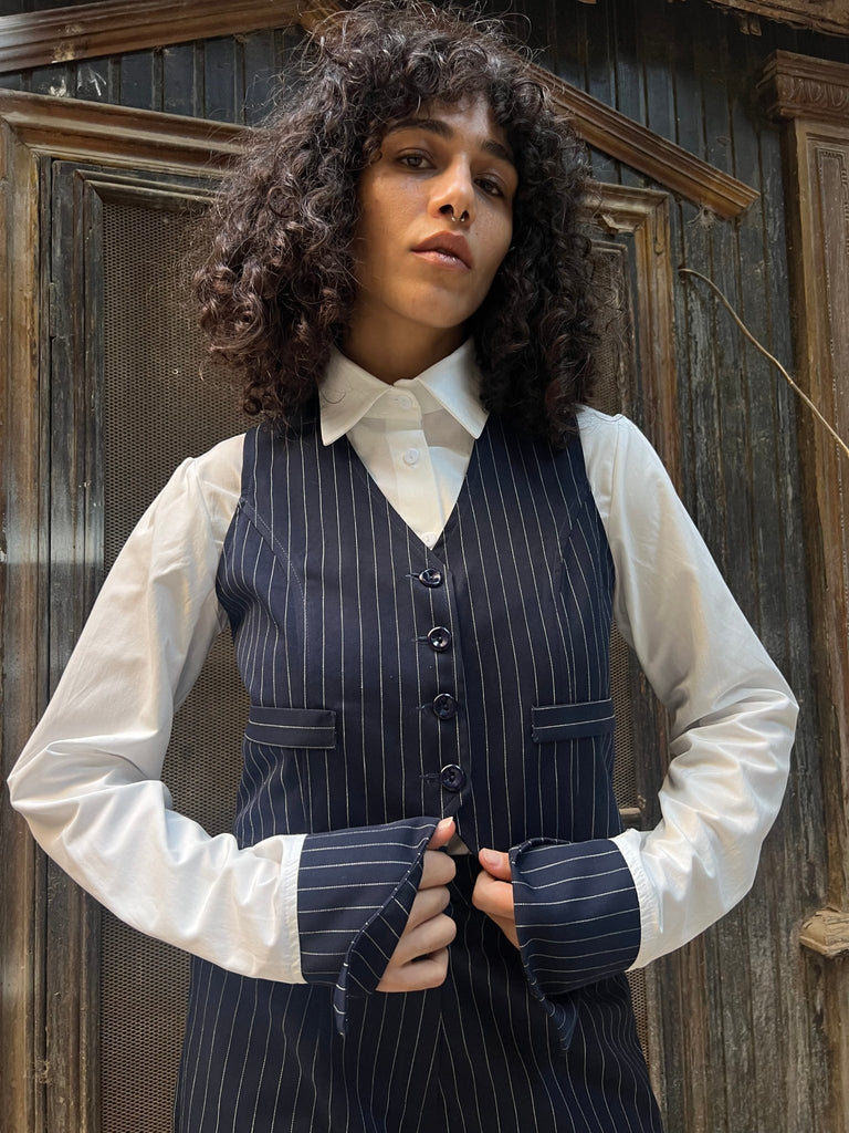 White Shirt with Navy Pinstripe Collar - Mii
