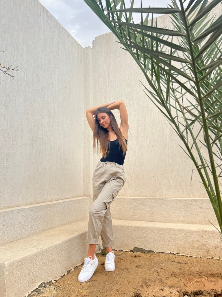 Beige Pleated Balloon Pants - Mii