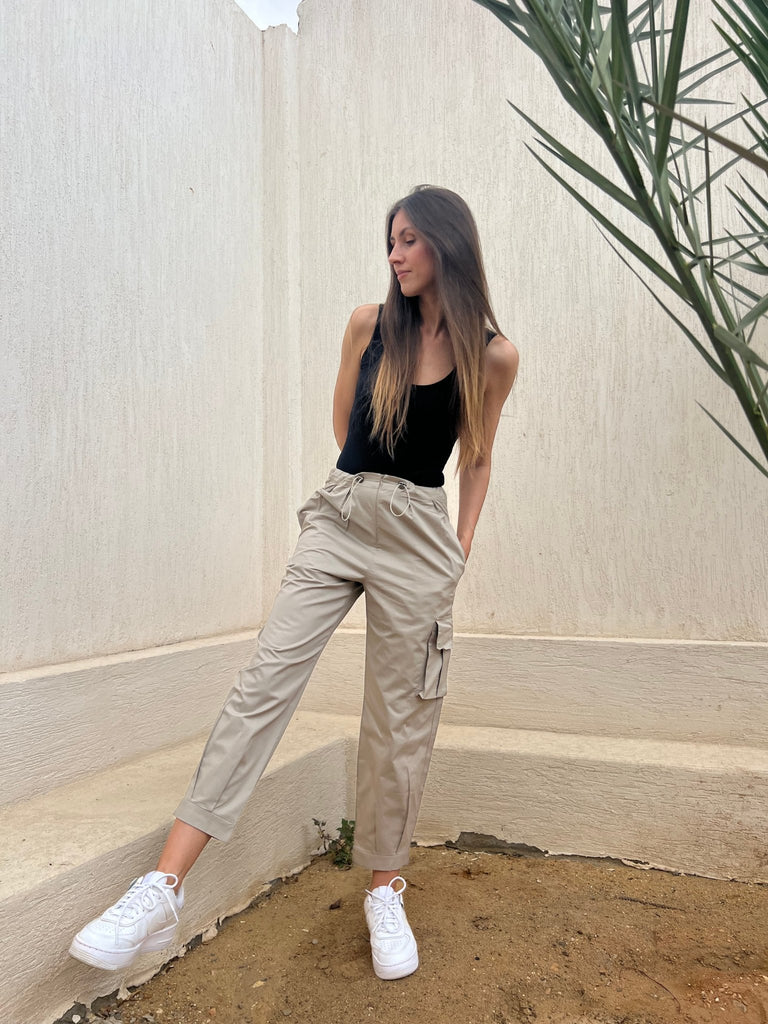 Beige Pleated Balloon Pants - Mii