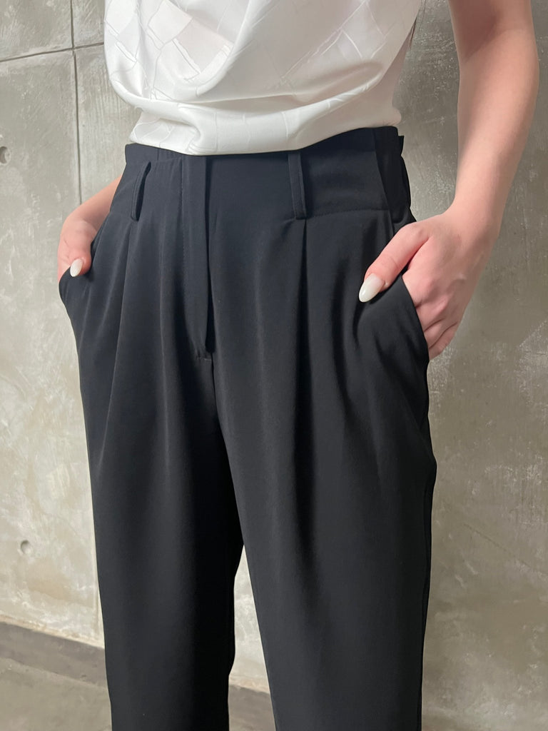 Black High Waist Pleated Pants - Mii